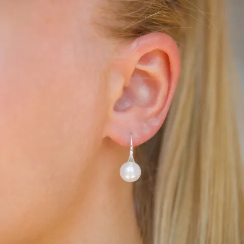 8 - 9 mm parel oorbellen in zilver