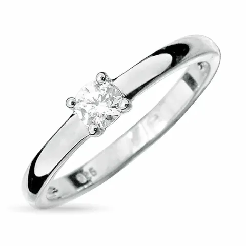 Eenvoudige zirkoon solitaire ring in zilver