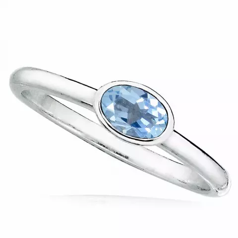 ovale blauwe ring in gerodineerd zilver