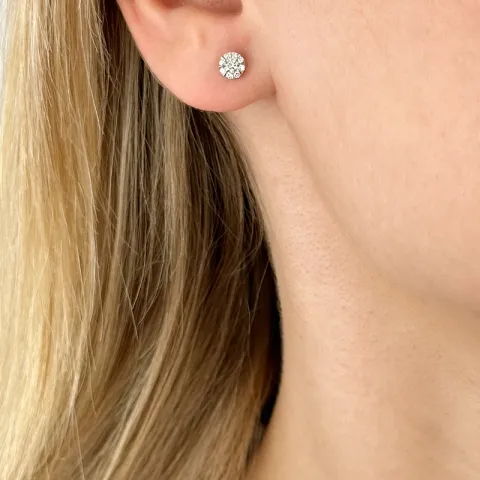 rond briljant oorsteker in 14 karaat witgoud met diamant en diamant