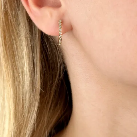 creool in 14 karaat goud met diamant 