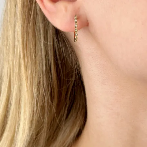 creool in 14 karaat goud met diamant 