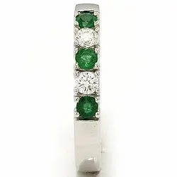 krachtige smaragd mémoire ring in 14 karaat witgoud 2 x 0,10 ct 0,36 ct