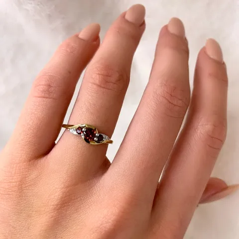 granaat gouden ring in 14 karaat goud met rhodium 0,02 ct