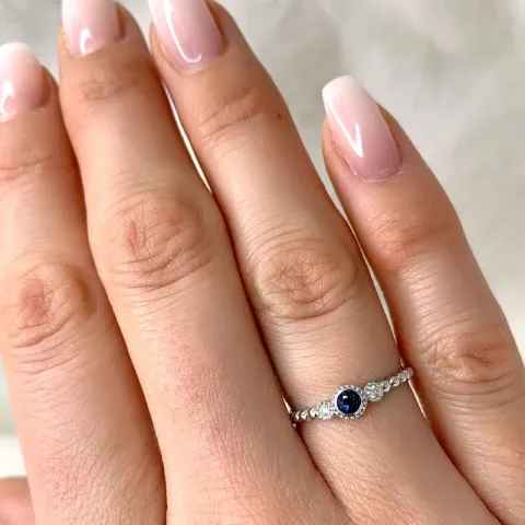 briljant diamant ring in 14 karaat witgoud 0,04 ct