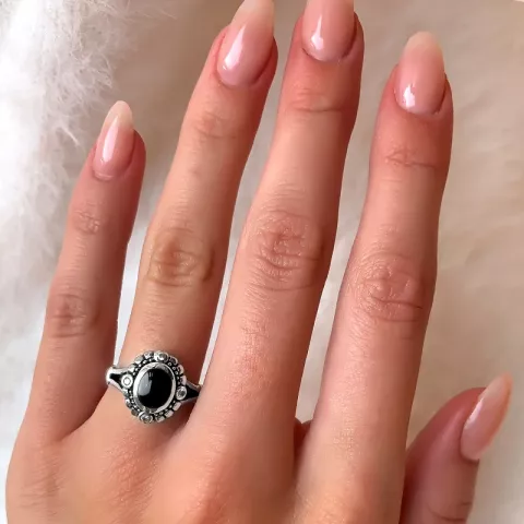 onyx ring in zilver