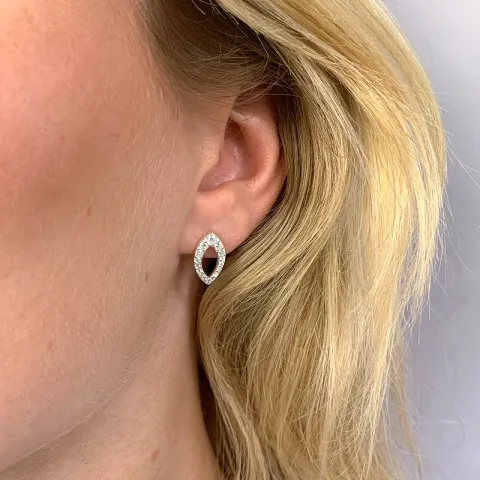 ovaal zirkoon oorsteker in zilver