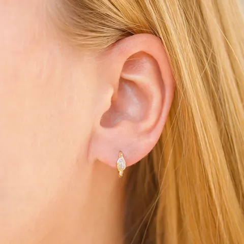 Nava Horus creool in verguld sterlingzilver witte zirkoon