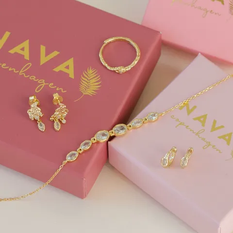 Nava Semat oorbellen in verguld sterlingzilver witte zirkoon