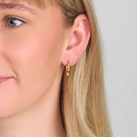 Studio Z Bumped creool in verguld sterlingzilver