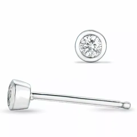2 x 0,05 ct diamant solitaire oorbel in 14 karaat witgoud met diamant