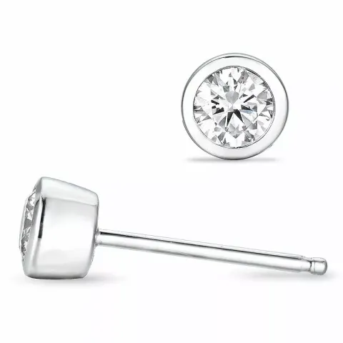 2 x 0,20 ct witgoud solitaire oorbel in 14 karaat witgoud met diamant