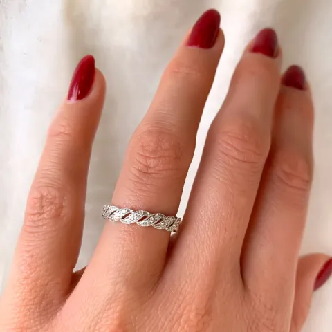 Diamant ring in 14 karaat witgoud 0,13 ct