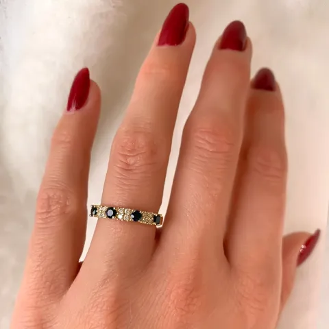 saffier diamant ring in 14 karaat goud 0,12 ct