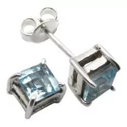 Vierkant blauwe topaas oorsteker in zilver