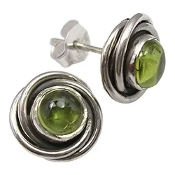 Rond groene peridoot oorsteker in geoxideerd sterlingzilver