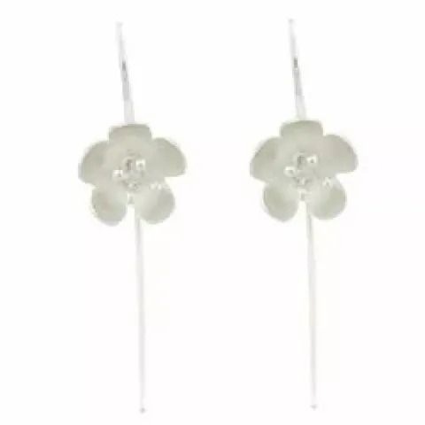 bloem oorbellen in zilver