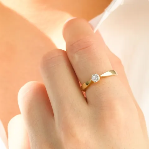 4,7 mm zirkoon solitaire ring in 9 karaat goud