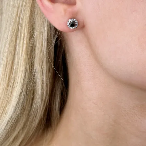 rond zwart diamant briljant oorbellen in 14 karaat witgoud met diamant en zwart diamant