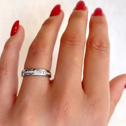 diamant ring in 14 karaat witgoud 0,21 ct