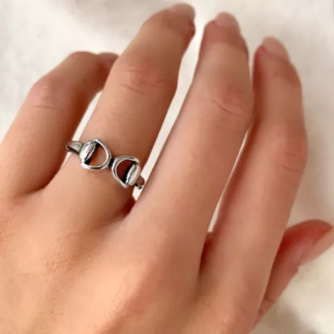 Bitstukken ring in zilver