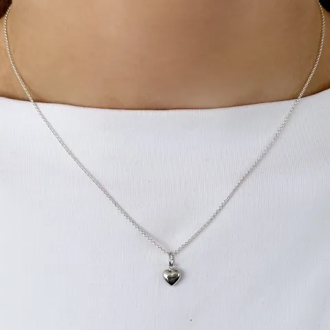 6 x 8 mm hart hanger in zilver