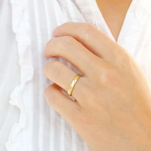 6 en 3 mm trouwringen in 9 karaat goud - set