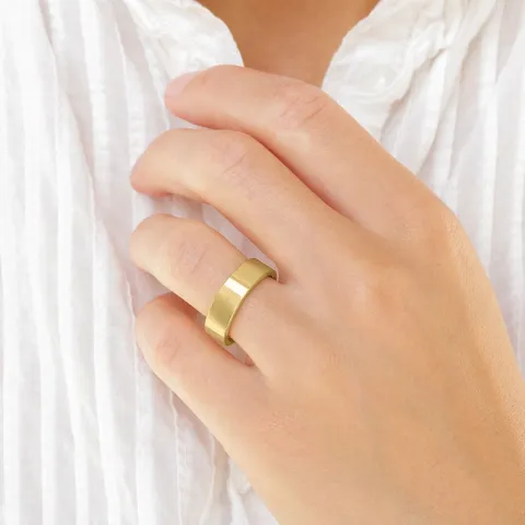 6 mm diamant trouwringen in 9 karaat goud - set