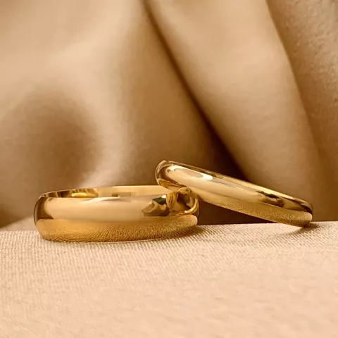 5 en 3 mm trouwringen in 9 karaat goud - set