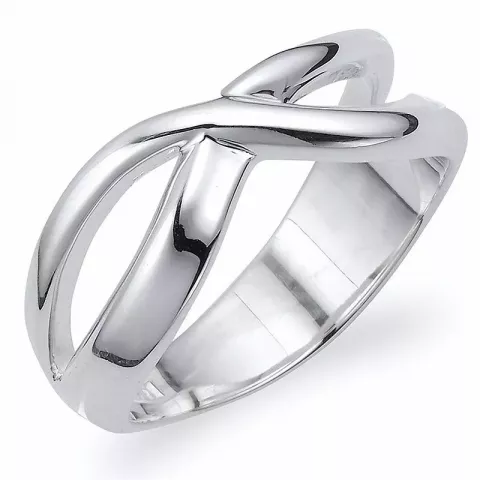Met structuur ring in zilver