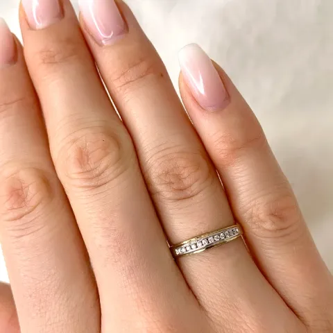 Diamant ring in 9 karaat goud-en witgoud 0,08 ct