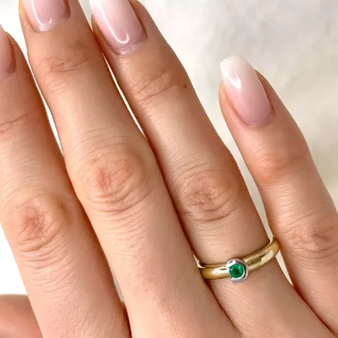 rond smaragd ring in 9 karaat goud-en witgoud 0,13 ct