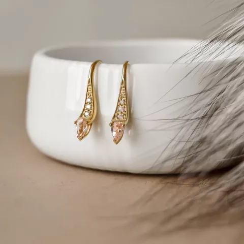 lange morganiet briljant oorbellen in 9 karaat goud met morganiet en diamant 