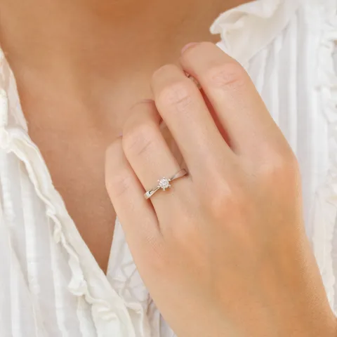 0,20 ct solitaire ring in 14 karaat witgoud 0,20 ct
