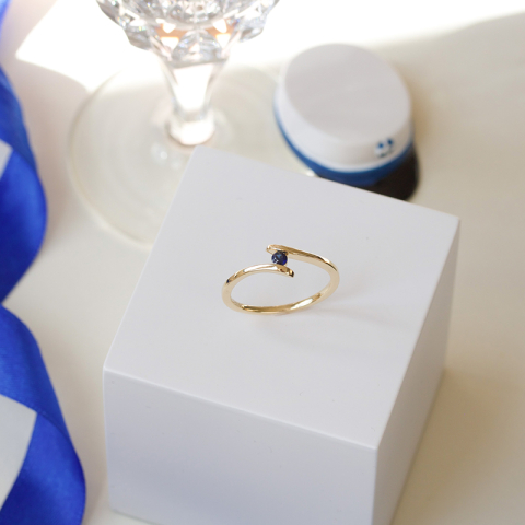 saffier ring in 9 karaat goud 0,10 ct