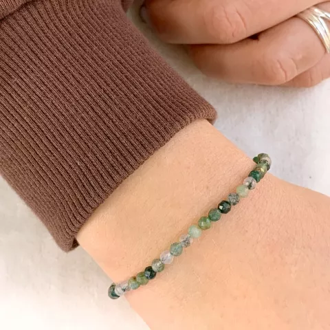 groen agaat armband in zijden koord 17 cm plus 3 cm x 4,3 mm