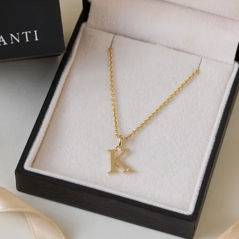 letter k diamant hanger in 9 caraat goud 0,01 ct
