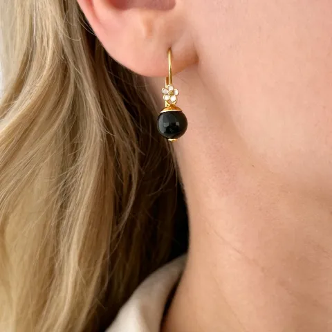margriet zwarte onyx oorhaakjes in verguld sterlingzilver