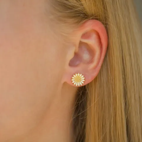 10 mm margriet oorbellen in verguld sterlingzilver
