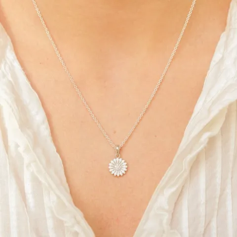 12 mm margriet hanger in gerodineerd zilver - Matilda