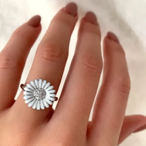 15 mm margriet ring in gerodineerd zilver