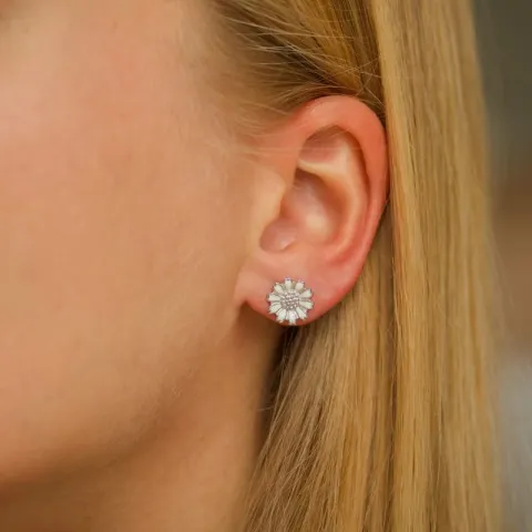 10 mm margriet oorsteker in gerodineerd zilver