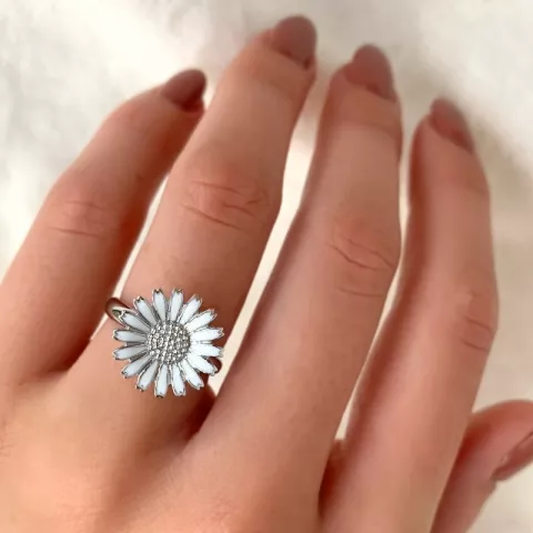 15 mm margriet ring in gerodineerd zilver