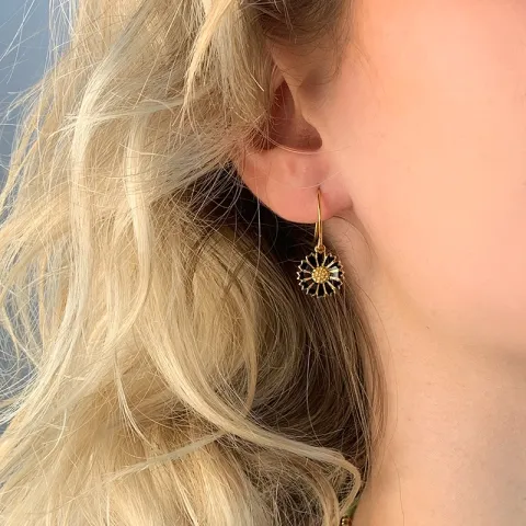 11 - 12 MM margriet zwart oorbellen in verguld zilver - Marie