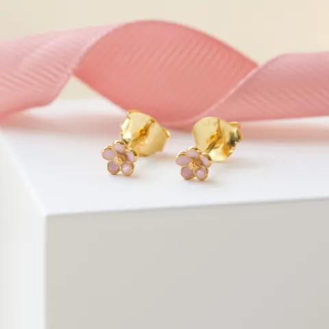 klein margriet pink oorsteker in verguld zilver - Majse