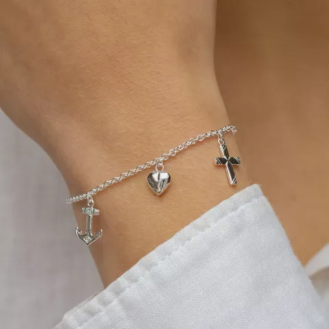 geloof-hoop-liefde armband in zilver