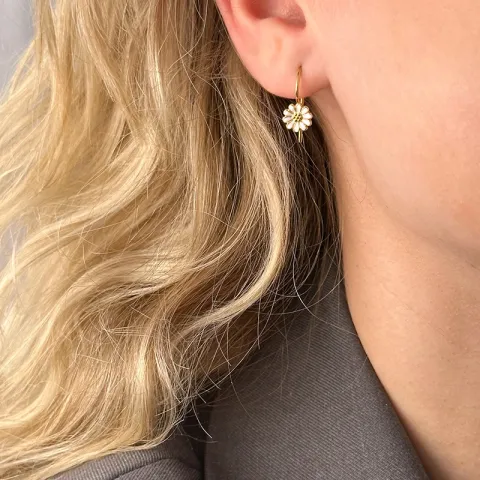 7,5 mm margriet oorhaakjes in verguld zilver - Maggie