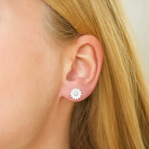 8,5 mm margriet zirkoon oorbellen in zilver