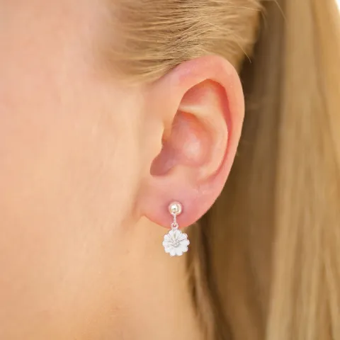 8 mm margriet oorsteker in zilver - Maggie