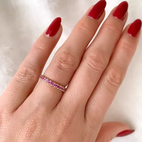 pink saffier mémoire ring in 14 karaat goud 0,71 ct